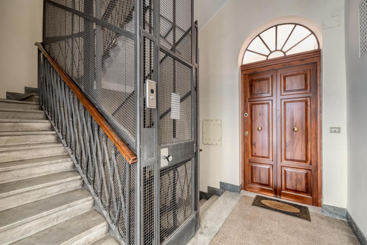 Luxury Stars In Rome - Andromeda Apartment In Colosseum Exteriér fotografie